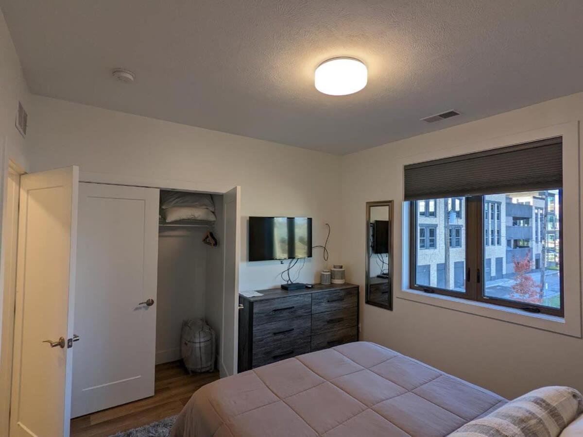Location Location - Capri Condo 212 مدينة ترافيرز المظهر الخارجي الصورة